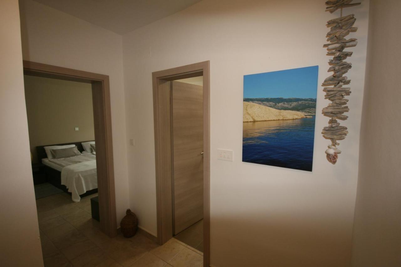 Apartments Suha Punta - Villa Babalonija Kampor Extérieur photo